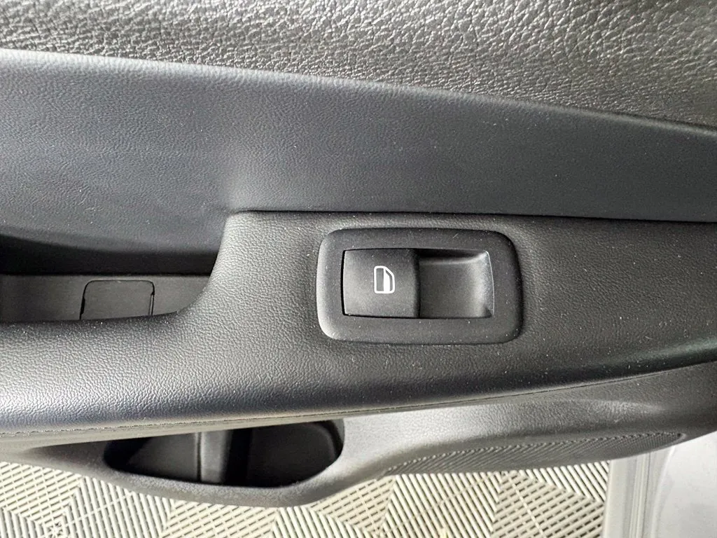 Jeep Grand Cherokee photo 39