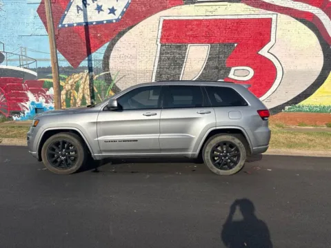 Another view of 2021 Jeep Grand Cherokee Laredo X for sale in Des Arc, AR at D3 Auto Sales - Des Arc, AR