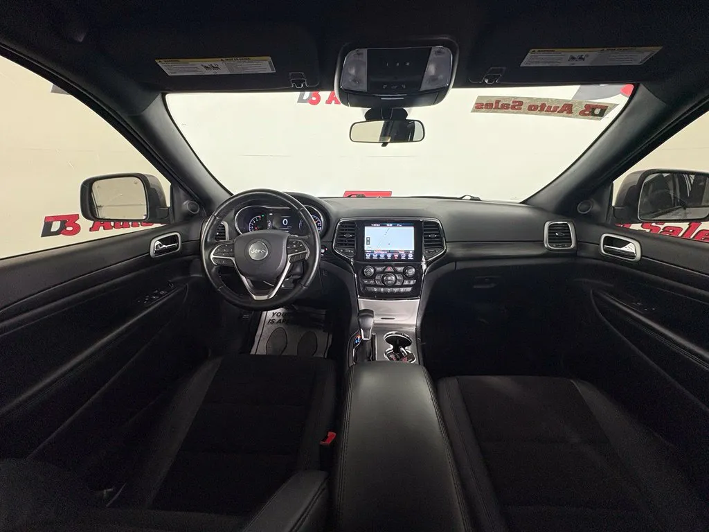 Jeep Grand Cherokee photo 35