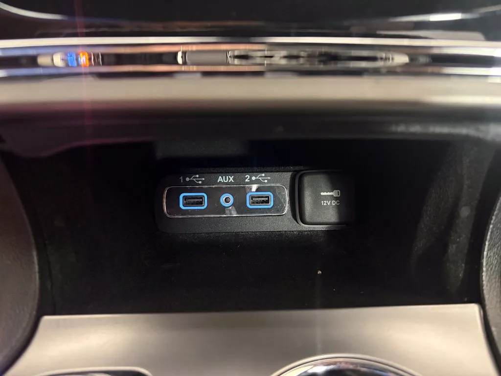 Jeep Grand Cherokee photo 24