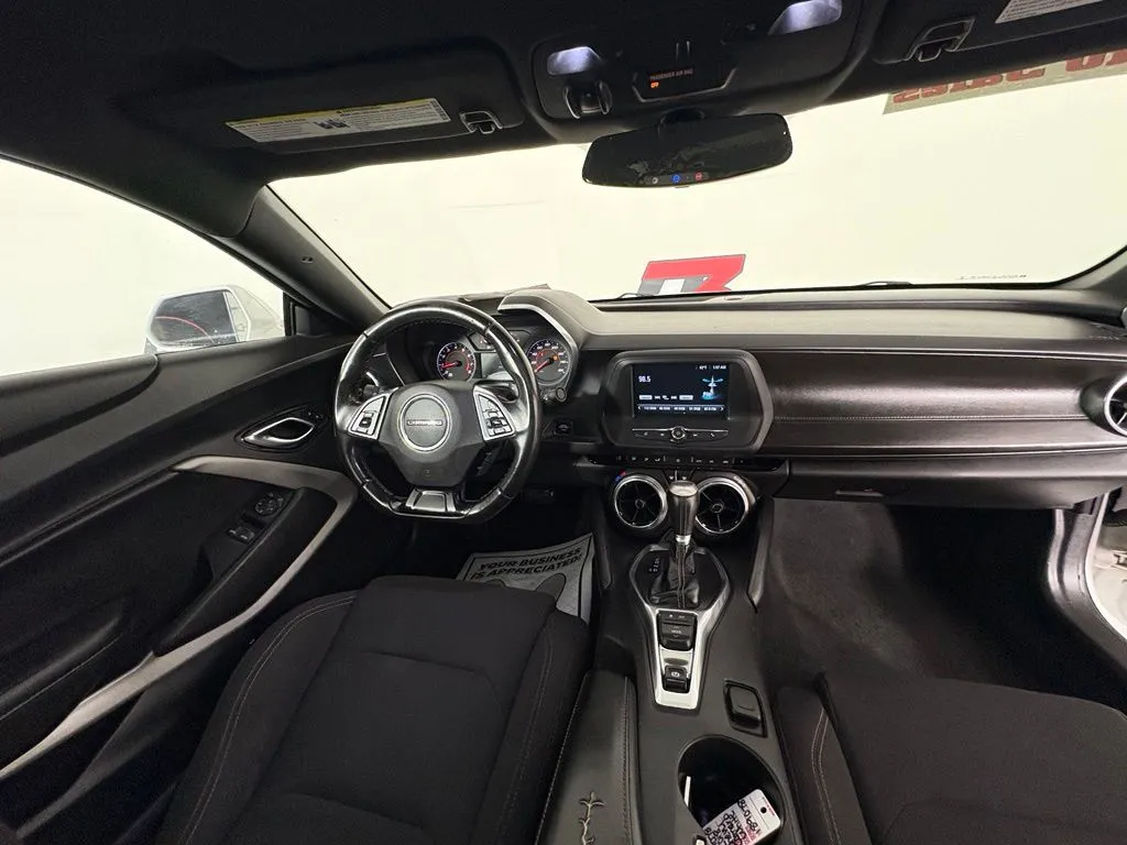 Chevrolet Camaro photo 37