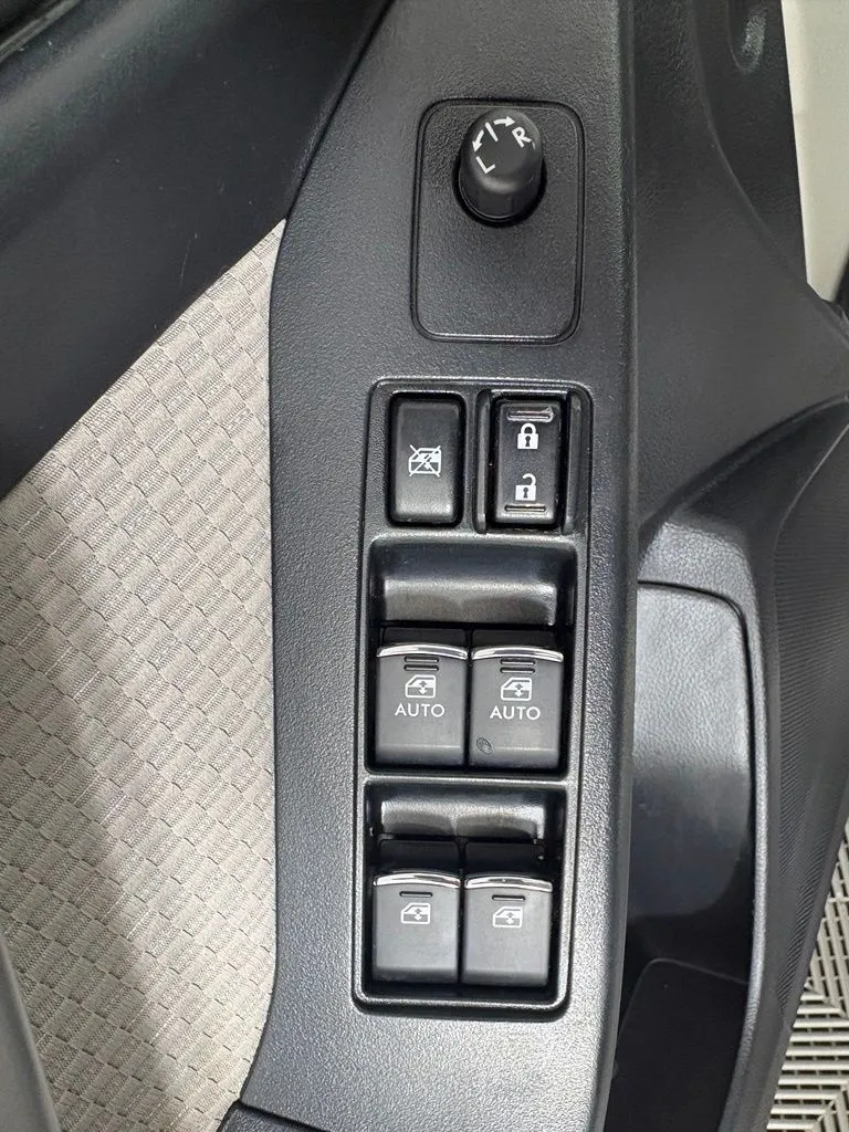 Subaru Forester photo 13