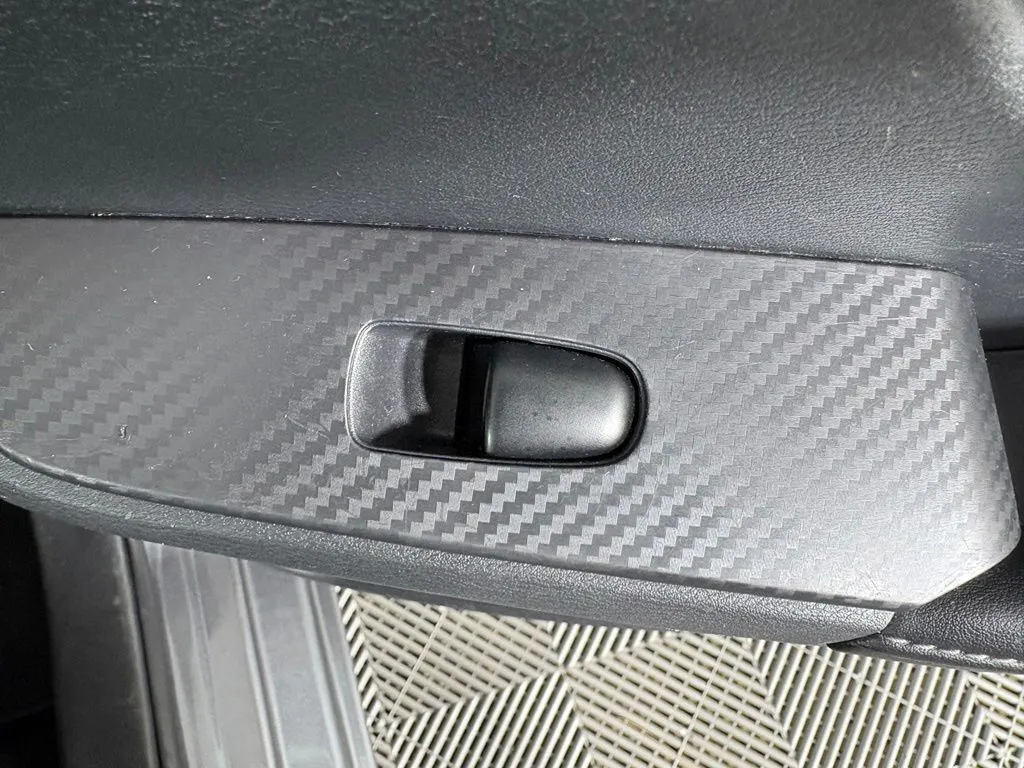 Nissan Sentra photo 39