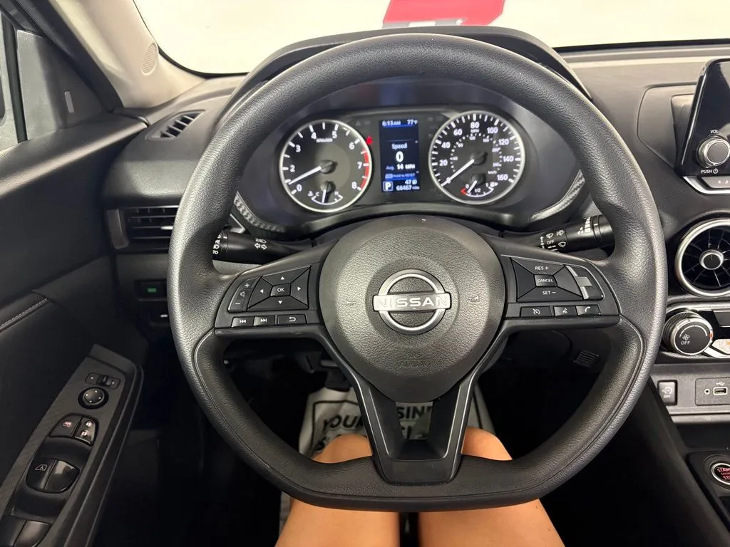 Nissan Sentra photo 16