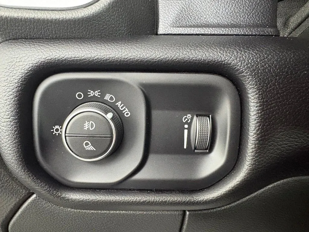 Ram 3500 photo 14