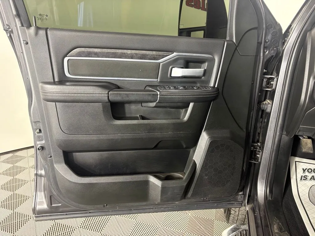 Ram 3500 photo 12