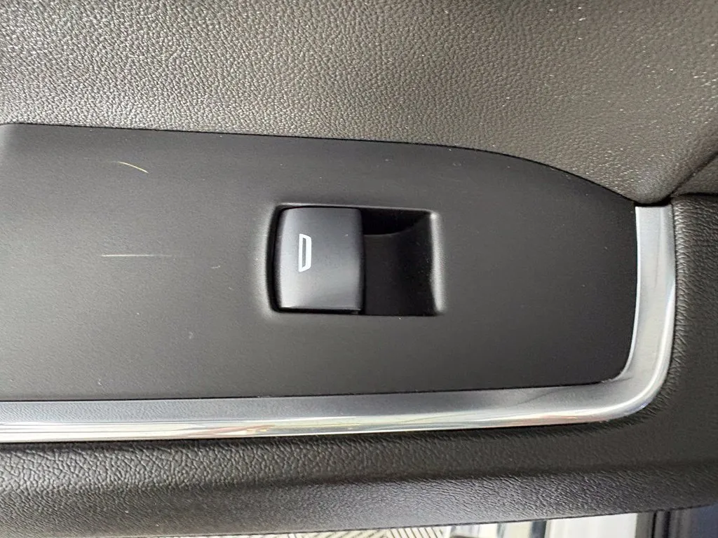 GMC Sierra photo 44