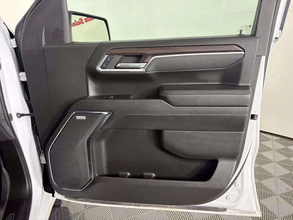 GMC Sierra photo 37