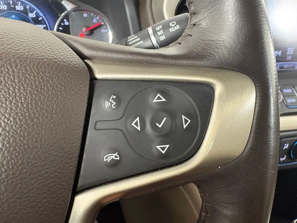 GMC Acadia photo 22