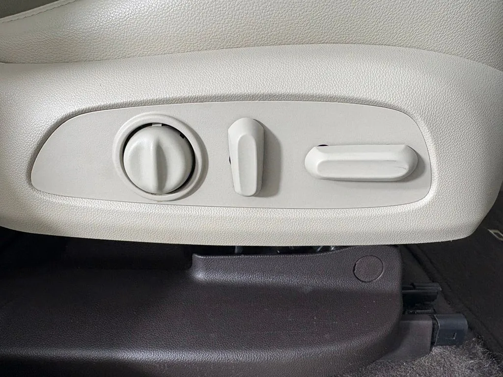 GMC Acadia photo 39