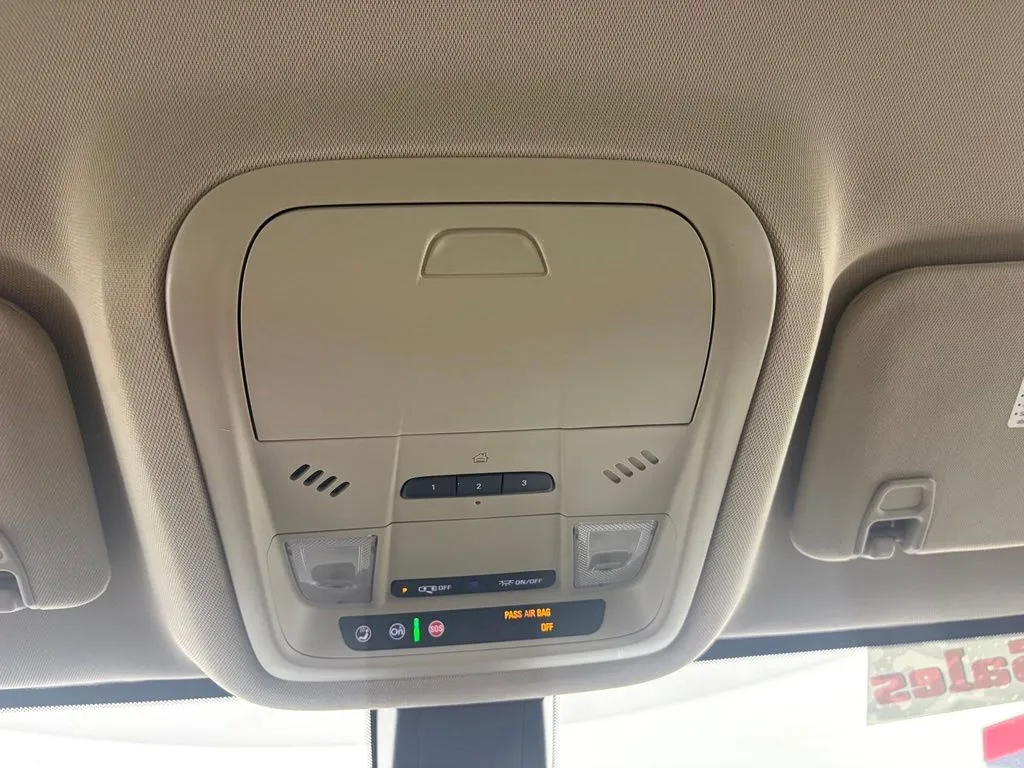 GMC Acadia photo 34