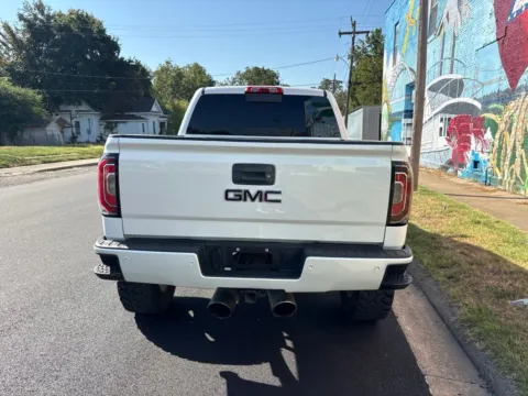 More photos of 2017 GMC Sierra 1500 Denali at D3 Auto Sales - Des Arc, AR, AR