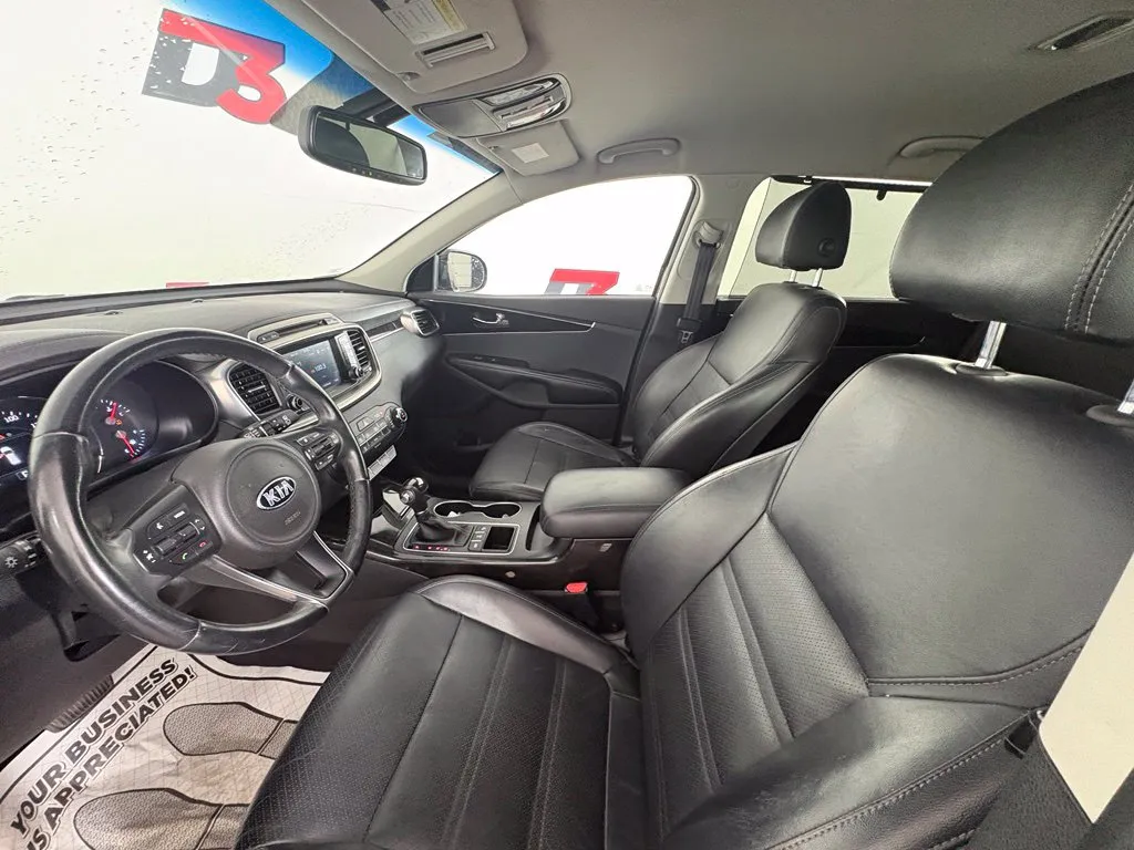 Kia Sorento photo 10