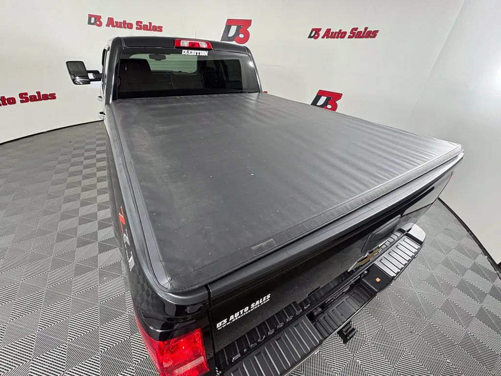 Chevrolet Silverado photo 48