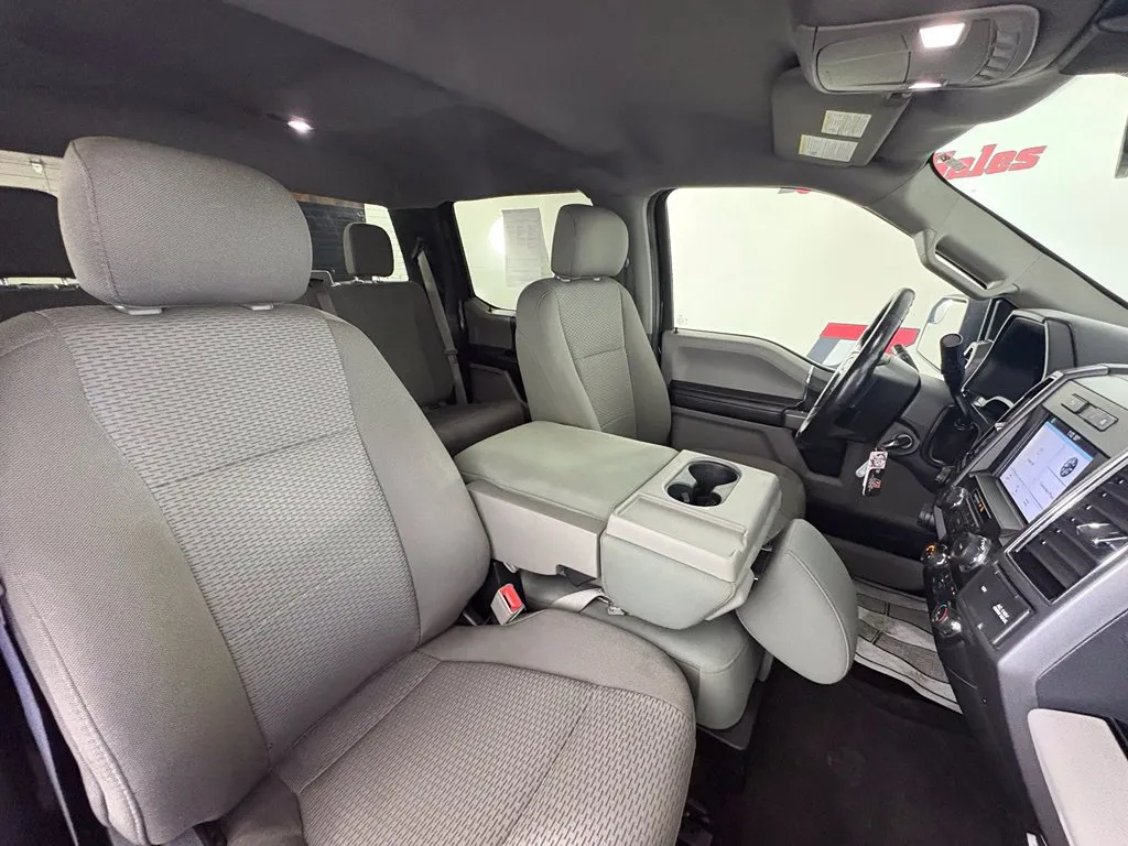 Ford F-150 photo 35