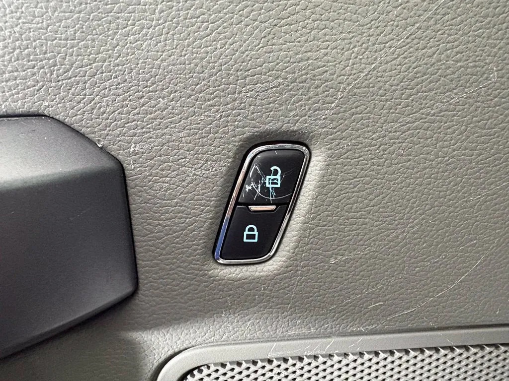 Ford F-150 photo 16