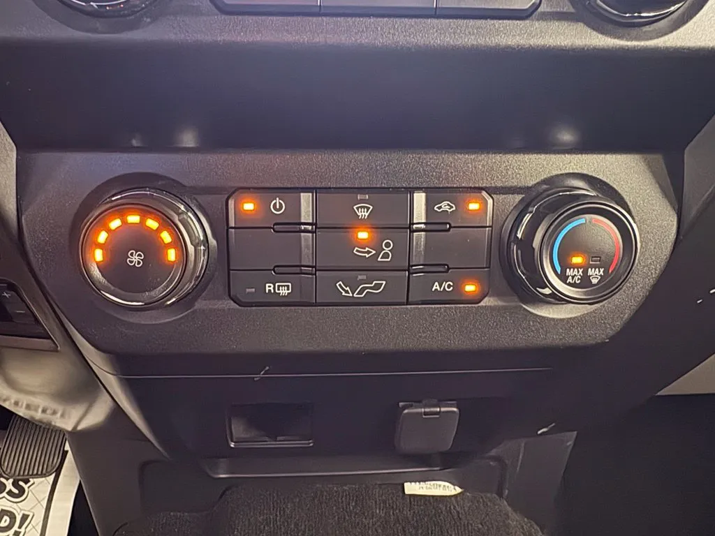 Ford F-150 photo 28