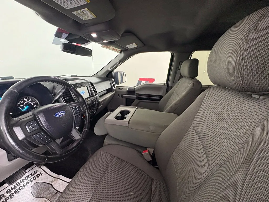 Ford F-150 photo 12