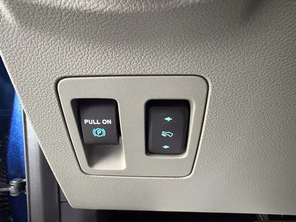 Ford F-150 photo 18
