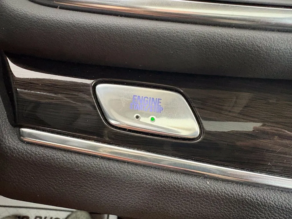 Buick Enclave photo 29