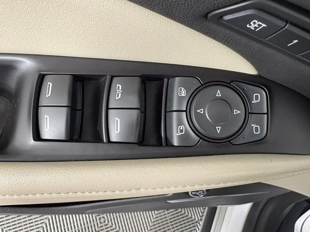 Buick Enclave photo 15
