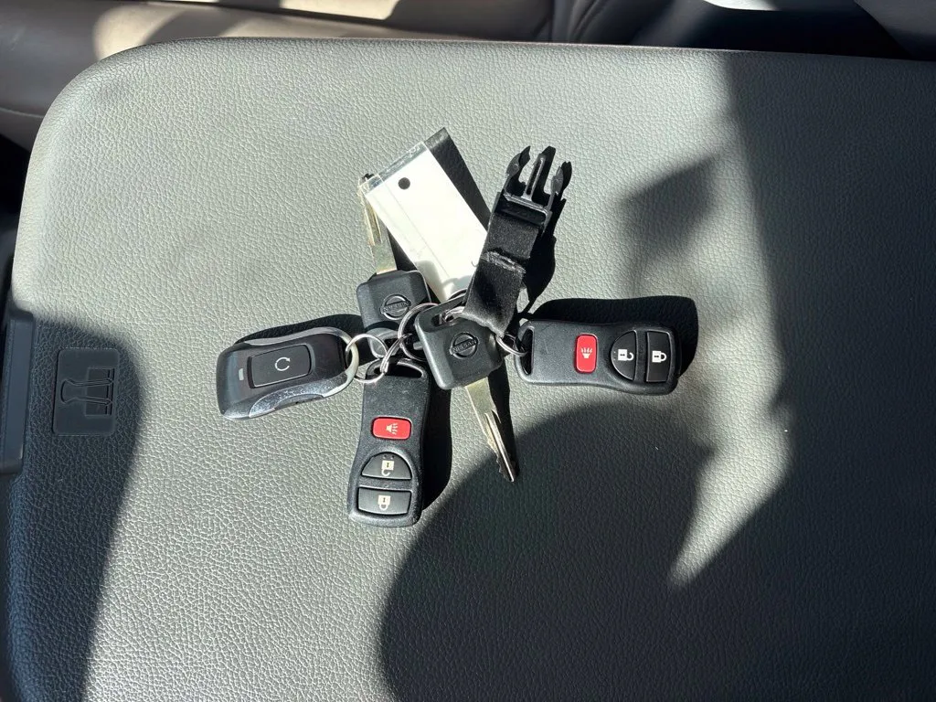 Nissan NV photo 46