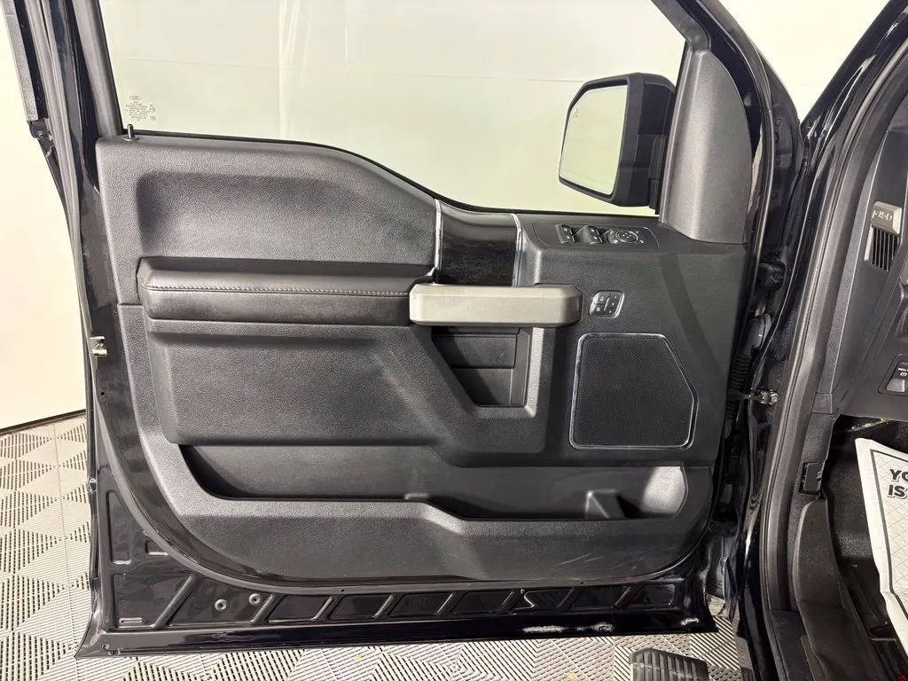 Ford F-150 photo 14