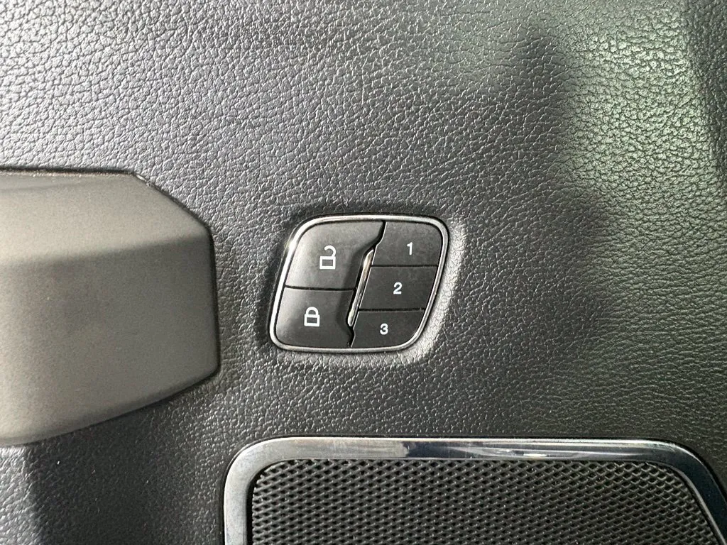 Ford F-150 photo 16