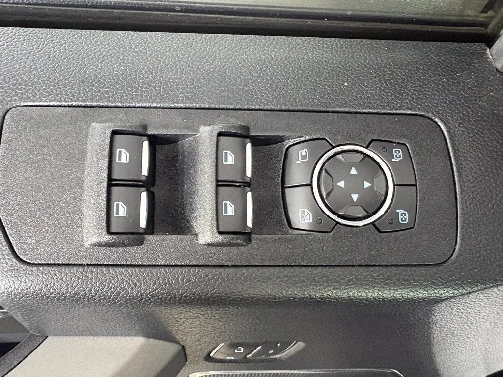 Ford F-150 photo 15