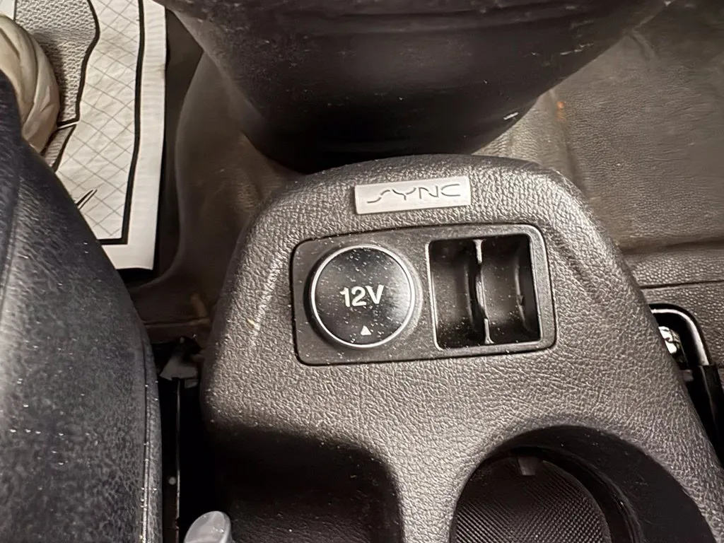 Ford Transit Connect photo 25