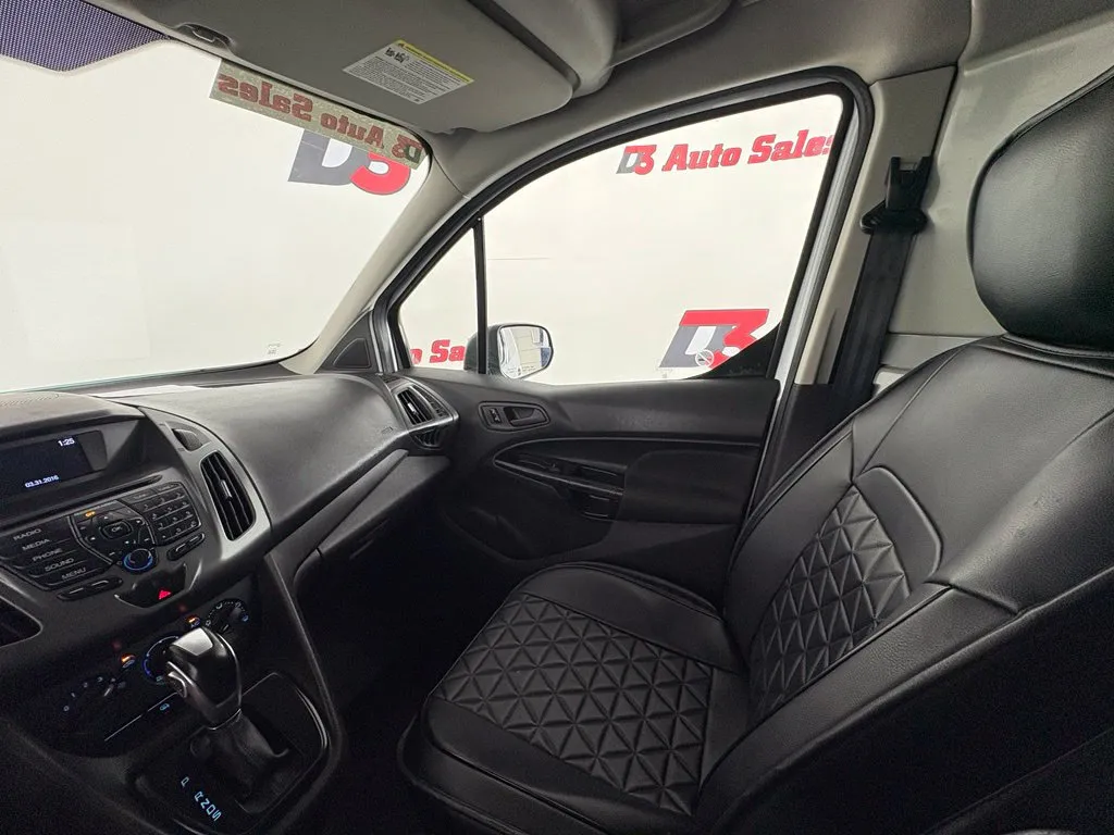 Ford Transit Connect photo 27