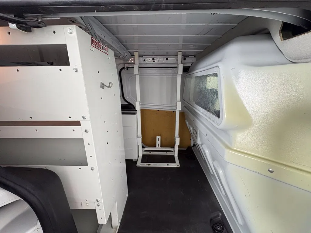 Ford Transit Connect photo 35