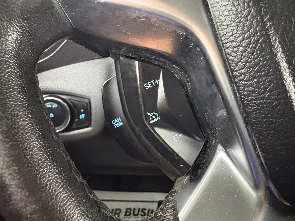 Ford Transit Connect photo 17
