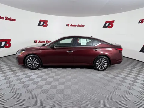 Another view of 2024 Nissan Altima 2.5 SV for sale in Des Arc, AR at D3 Auto Sales - Des Arc, AR
