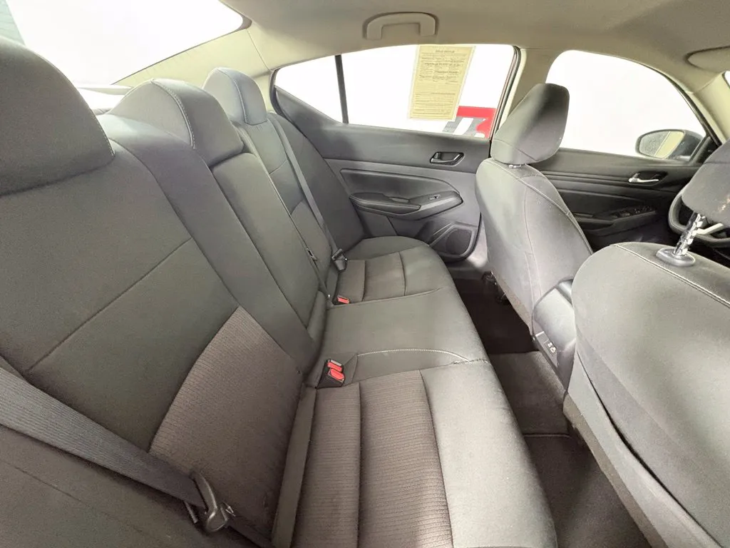Nissan Altima photo 37