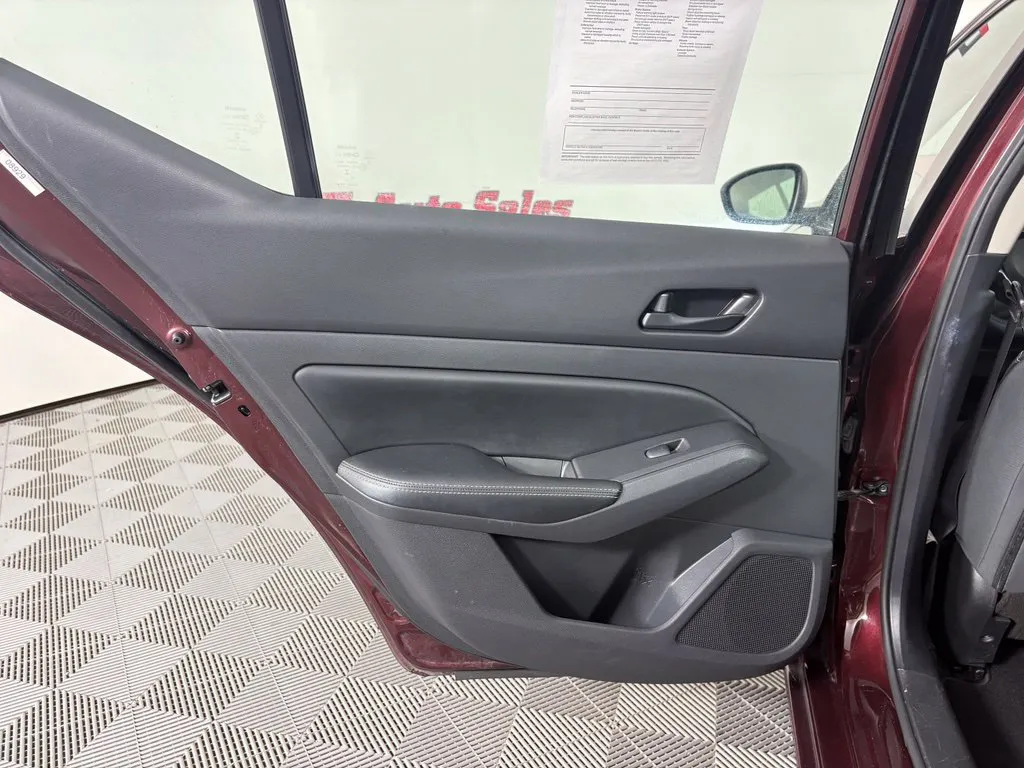 Nissan Altima photo 35
