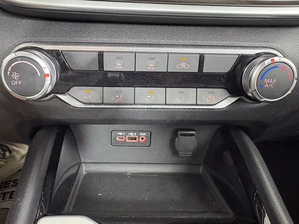 Nissan Altima photo 22