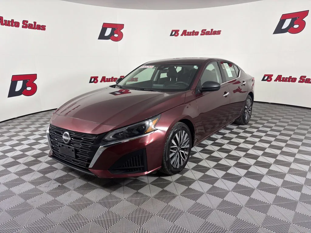 Used 2024 Nissan Altima SV with VIN 1N4BL4DV6RN433065 for sale in Des Arc, AR