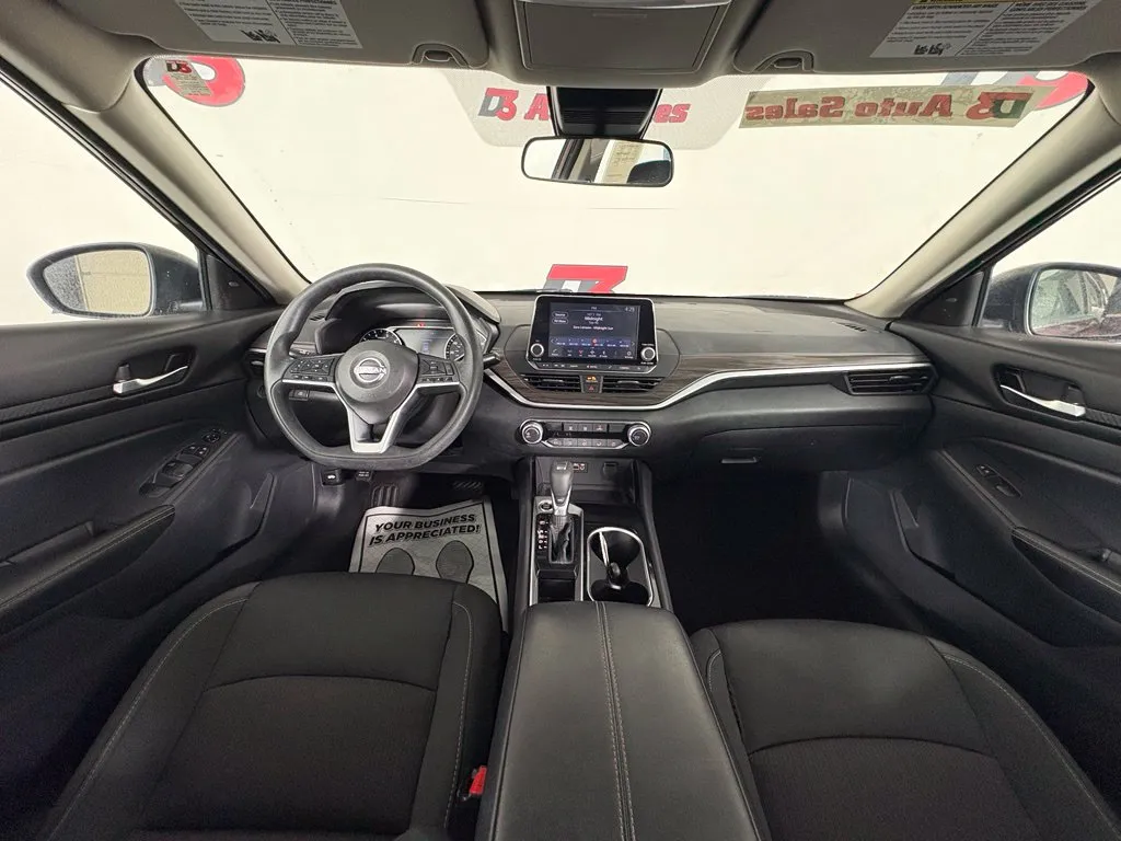 Nissan Altima photo 32