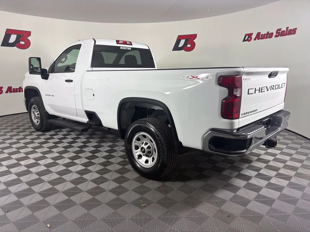 Chevrolet 3500HD photo 4