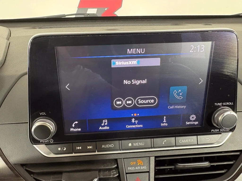 Nissan Altima photo 21