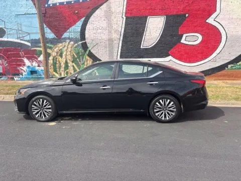 Another view of 2024 Nissan Altima 2.5 SV for sale in Des Arc, AR at D3 Auto Sales - Des Arc, AR