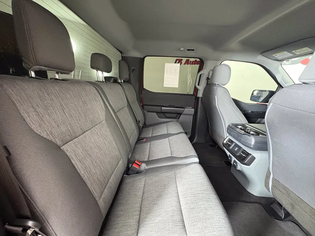 Ford F-150 photo 45