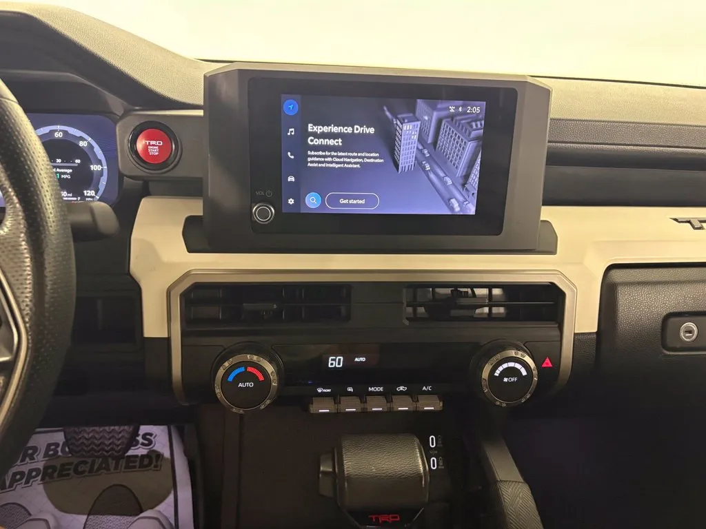 Toyota Tacoma photo 21