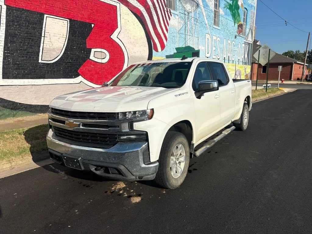 Used 2020 Chevrolet Silverado 1500 LT with VIN 3GCUYDED7LG336760 for sale in Little Rock