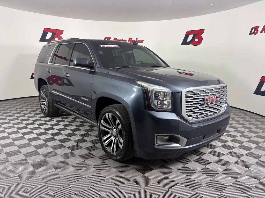 GMC Yukon photo 8