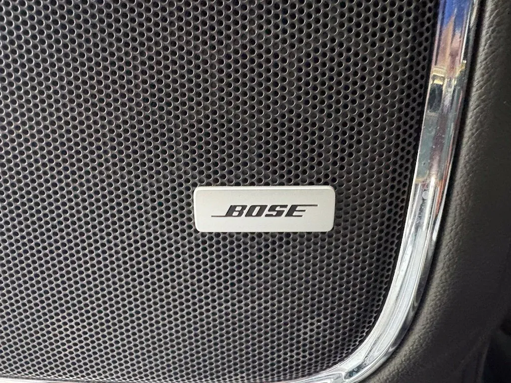 GMC Yukon photo 16