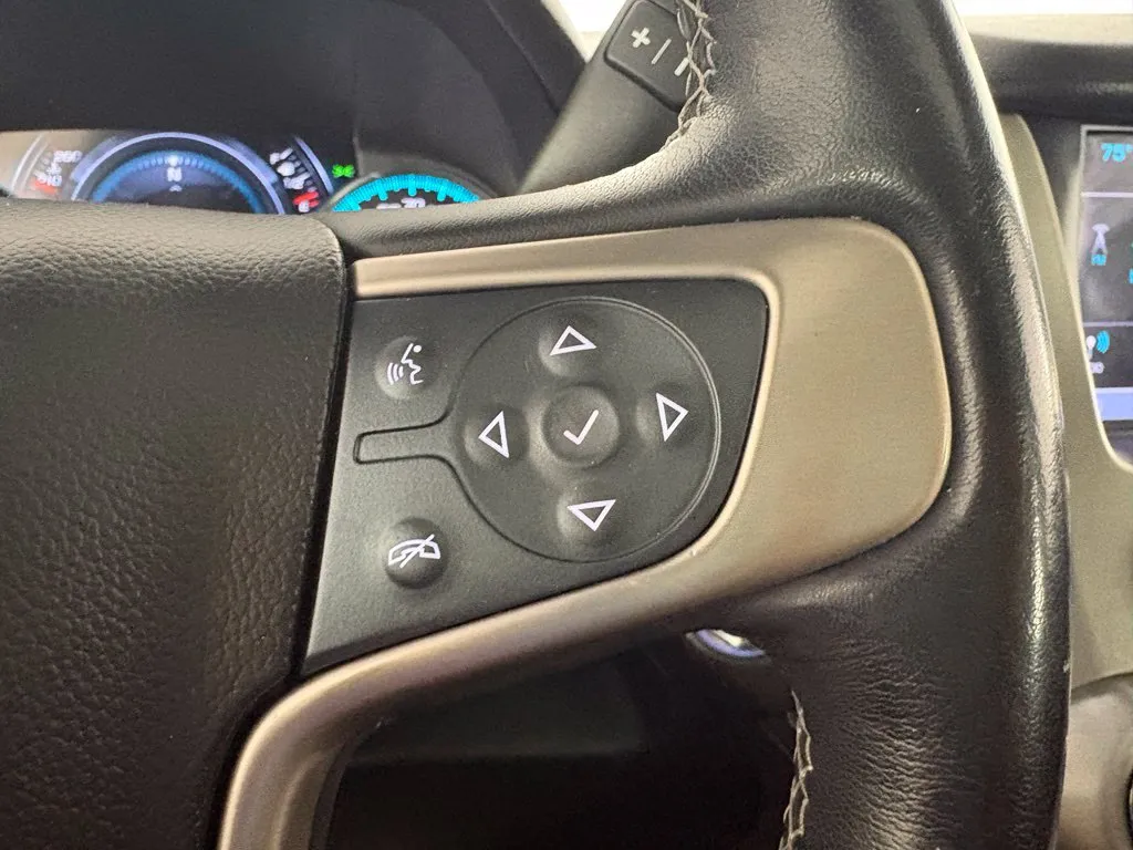 GMC Yukon photo 23
