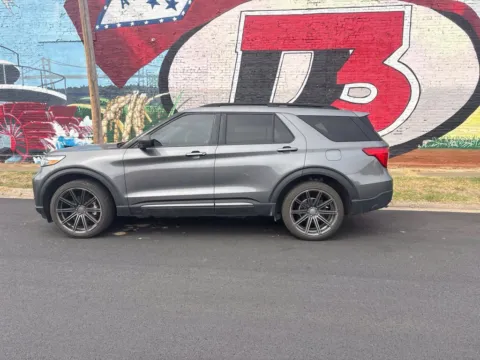 Another view of 2021 Ford Explorer XLT for sale in Des Arc, AR at D3 Auto Sales - Des Arc, AR