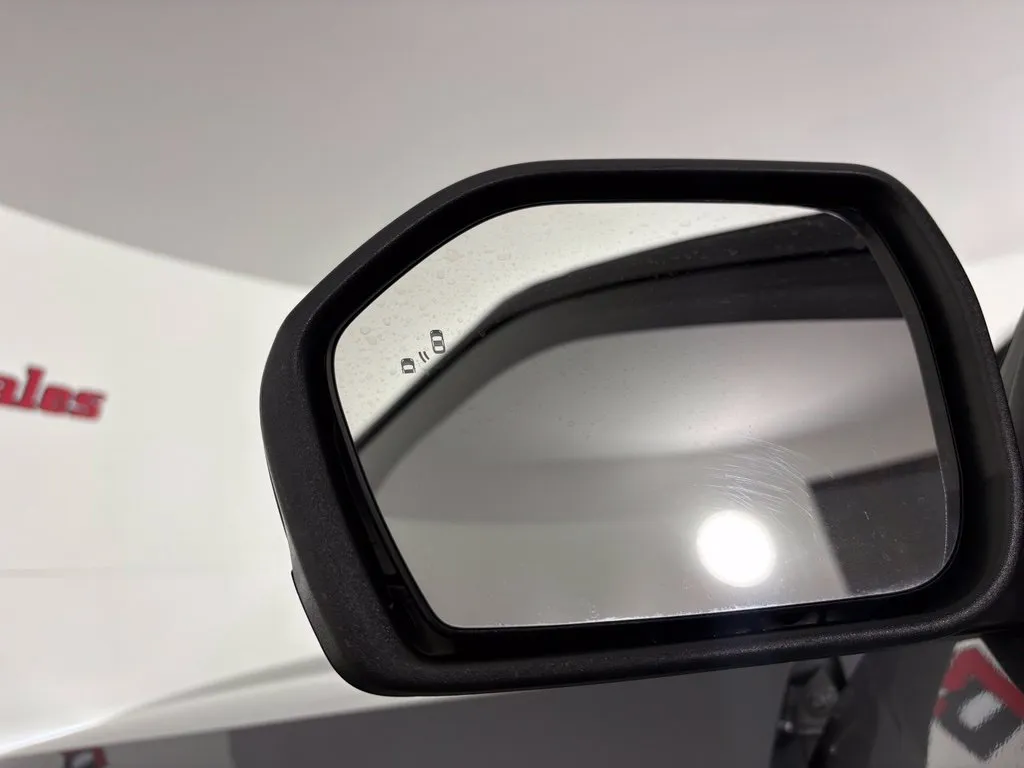 Ford Explorer photo 16
